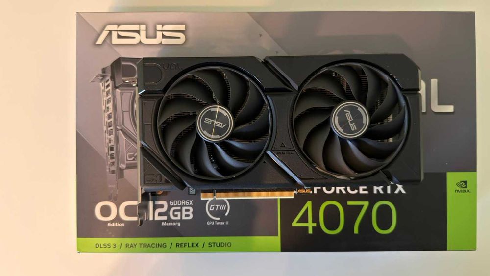 NVIDIA GeForce RTX 4070 ASUS Dual OC - Garanție PC Garage - Impecabila