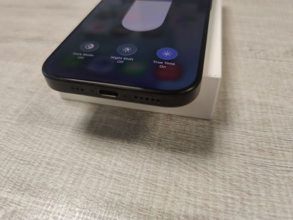 Iphone 16 pro 128GB Black Titanium Гаранция!