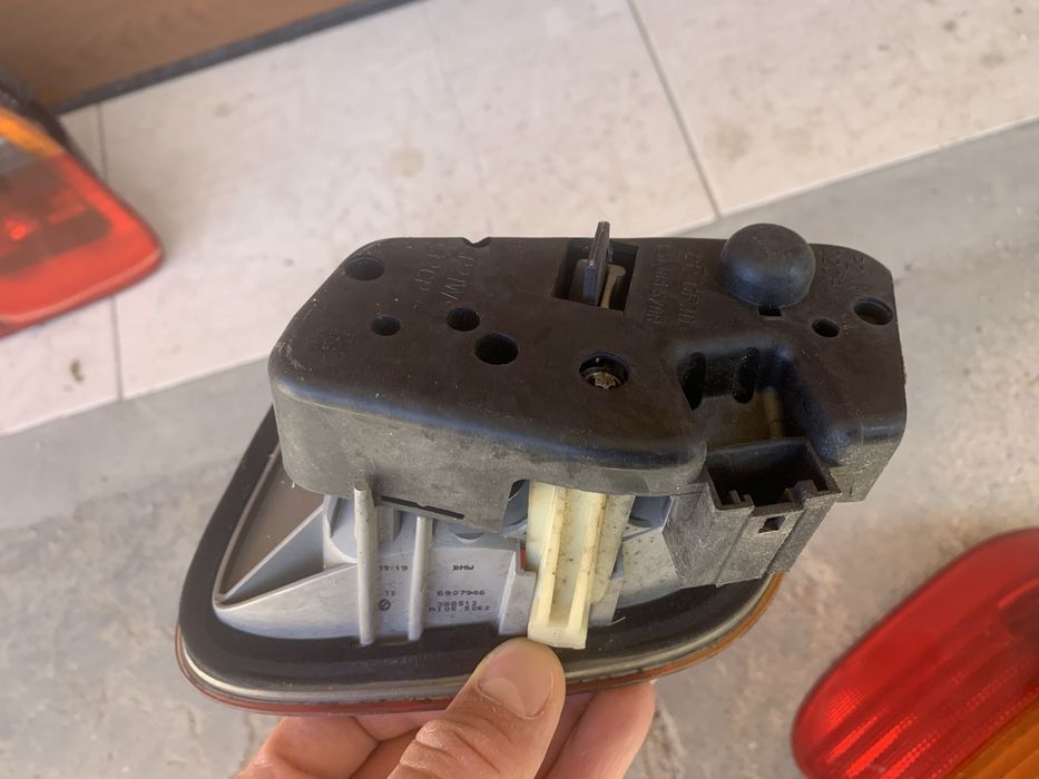 Оригинални стопове БМВ Е46 седан фейслифт стоп ляв десен М пакет оптик