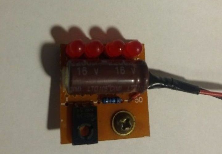 Kit / Modul Flasher (licarit) cu 4 Leduri Rosii la 12V