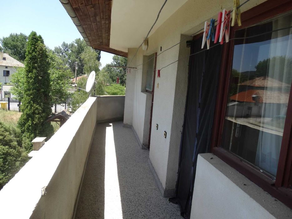 Продава се Къща в с. Разбойна, Област Търговище - 295 кв.м за 536 €/кв.м - Снимка #9