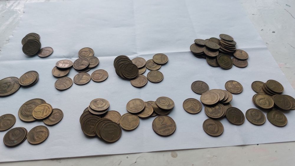 Прадам колекционие монеты