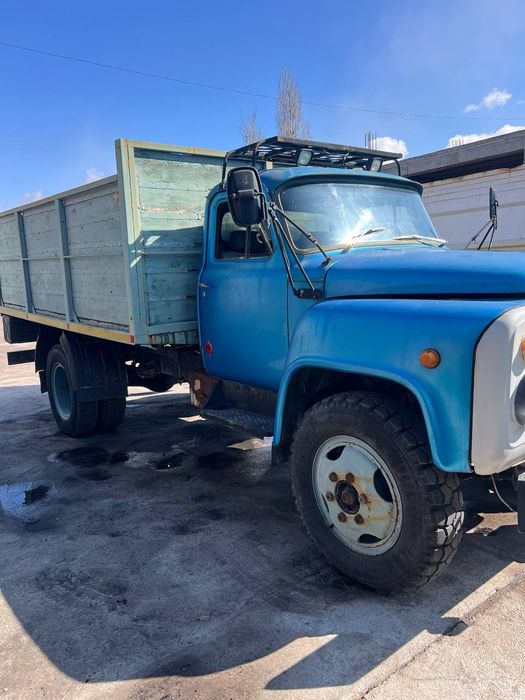 Газ 53 сотилади  яхши холатда