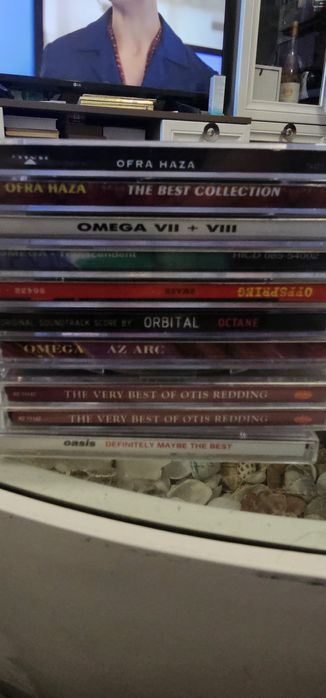 Музикални дискове от €2 до €3 (по азбучен ред J, K, L, M, N, & O)