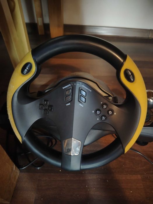 Vând Volan mirya mg 7400 pentru ps4/ps3/xbox