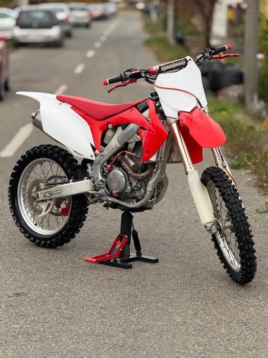 Vând Honda CRF 250R 2013 Impecabil /Injecție/2650€Neg!
