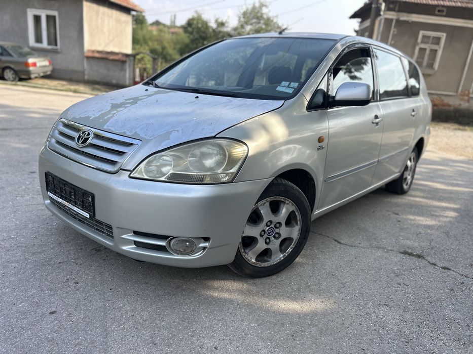 Aвенсис версо 2,0д 116кс на части/avensis verso 2,0d4d 116 na chasti