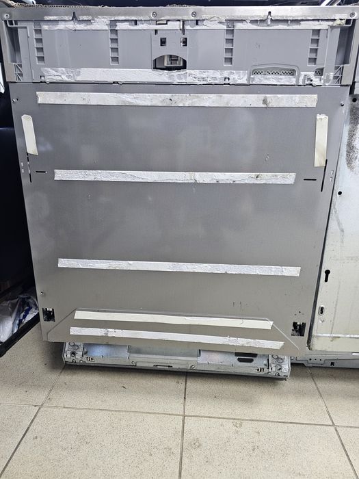 Съдомиялна за пълно вграждане Miele G7160 SCVi AutoDos Wifi