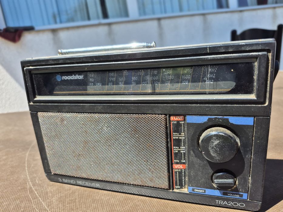 Vând Radio portabil marca Rodstar model TRA200- functional