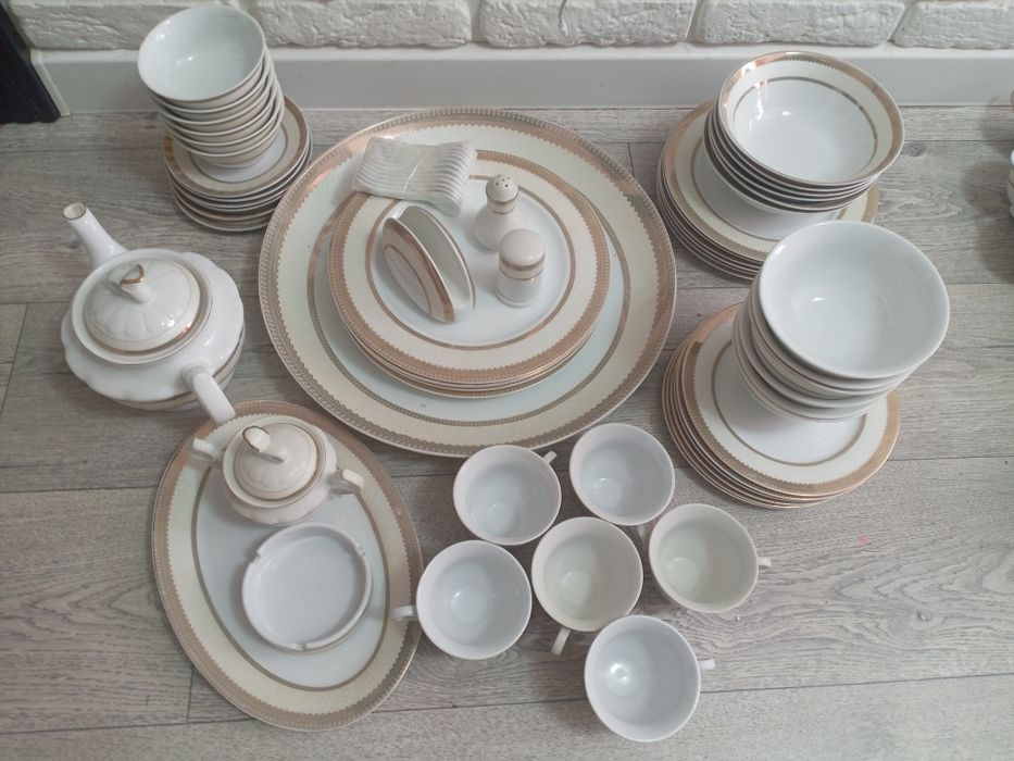 Продам посуду на 6 персон