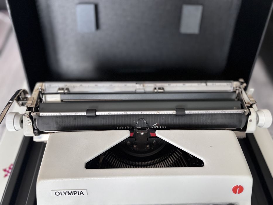 Olympia SM9 / masina de scris manuala
