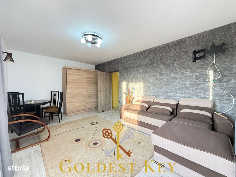 Apartament generos DECOMANDAT cu 2 camere si balcon