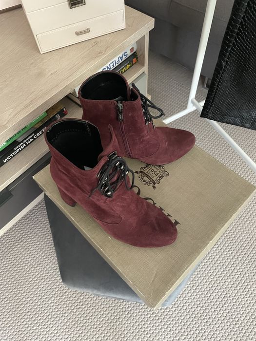 Боти естествен велур