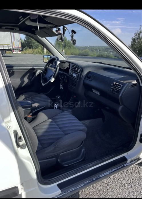 Продам  Volkswagen гольф 3 92 г/в