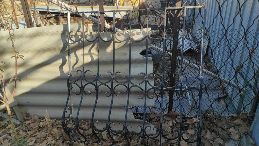 Решетки на окна.