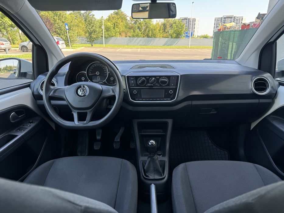 Volkswagen UP! Model Facelift An 2019/07 Motor 1.0 MPI 75 CP Euro 6 Unic Propietar , TVA deductibil !
