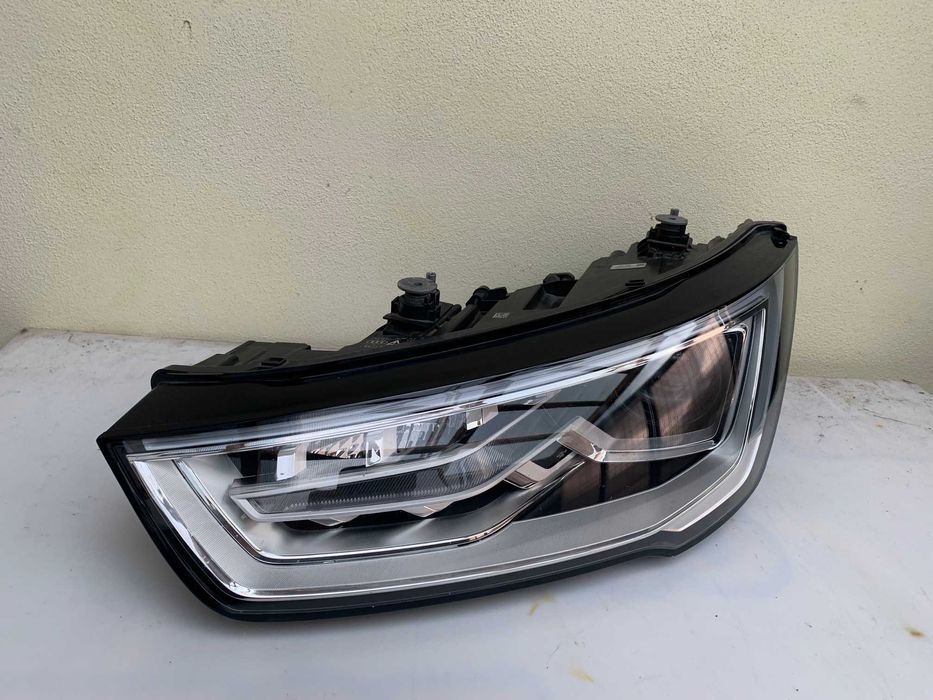 Far stanga Audi A1 Facelift bixenon led dupa 2015 cod 8XA941005