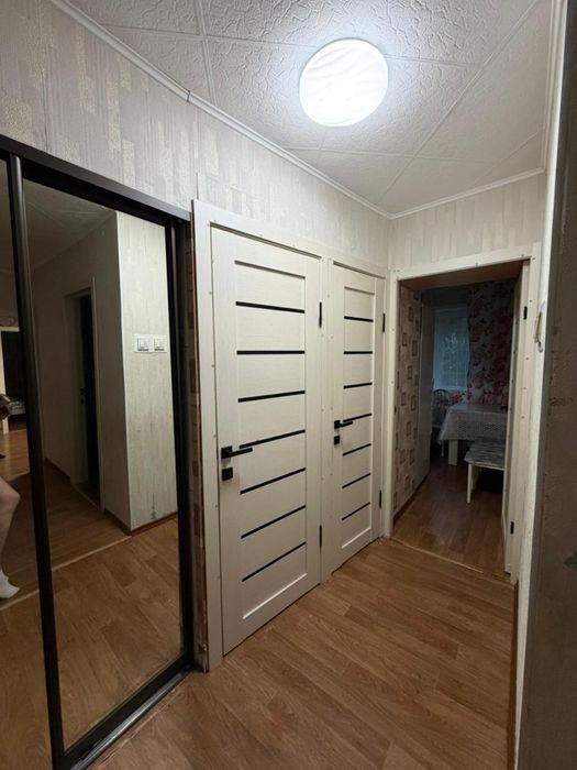 Сдам 4 ком  квартиру сутки , недели , месец