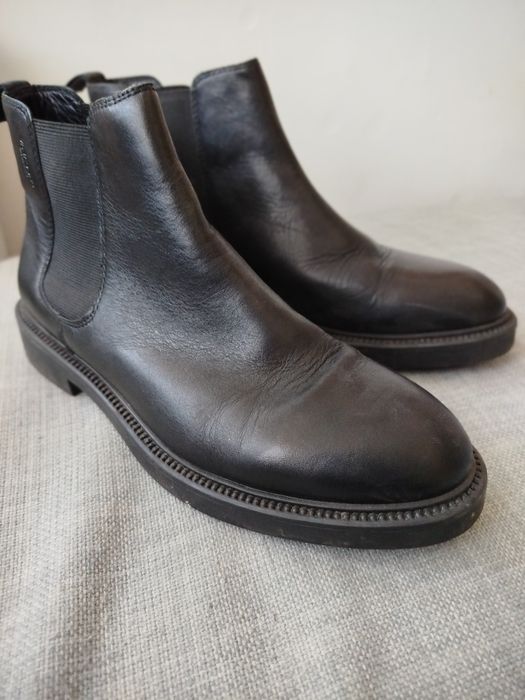 Боти естествена кожа