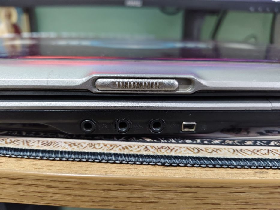 Ноутбук старый рабочий