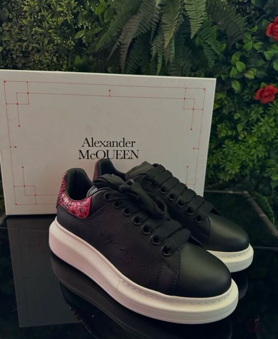 Alexander mcqueen snake print red