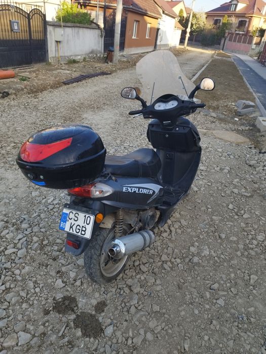 Scuter 125 Explorer Cm motto
