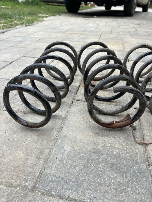 vand arcuri duster 80 lei