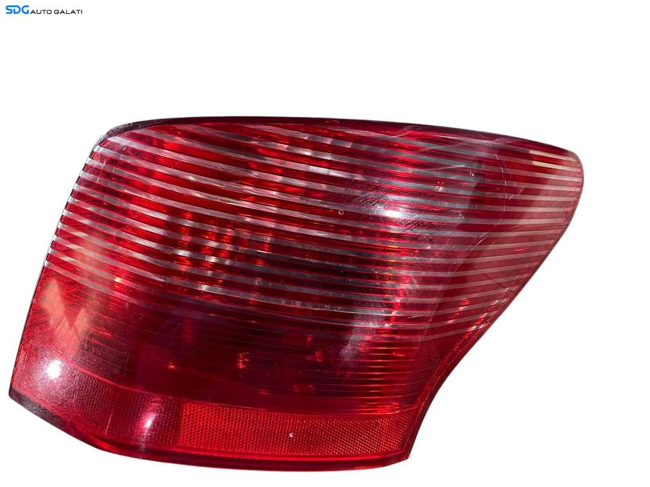 Stop Lampa Tripla Dreapta Peugeot 407 SW Break Combi 2004 - 2010 (Prindere Lipsa Stanga Sus) [LR0313]