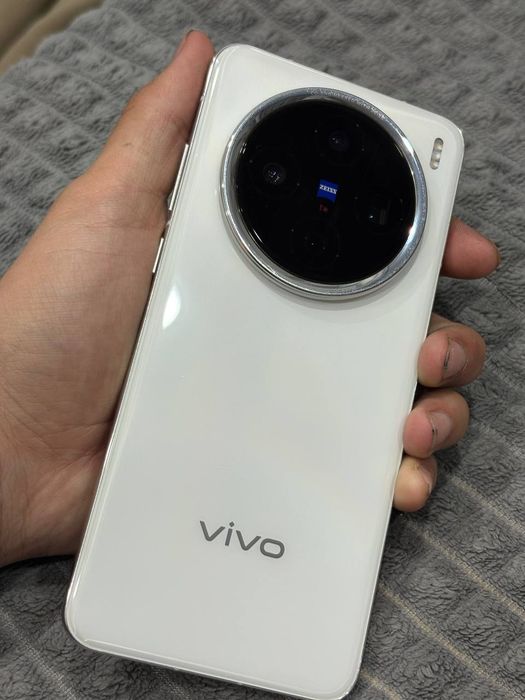Vivo x200 / Виво х200