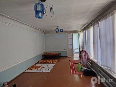 Срочно сдается дом 8 ком,3.5 сот.Юнусабад,под бизнес.