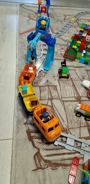 Vand mai multe seturi lego marca Duplo