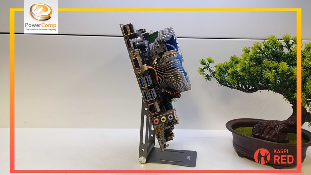 Материнская плата Noname/LGA1156/Intel Core i5-650/4GB DDR3