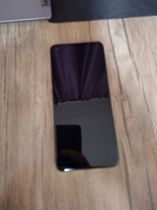 смартфон Oppo Reno 7 в отличном состоянии