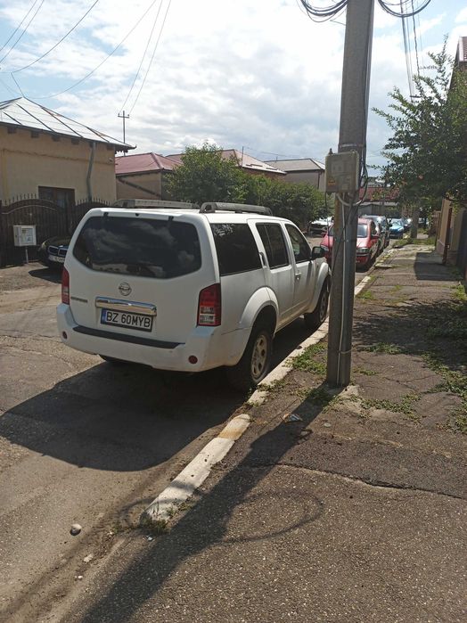 Vand Nissan Pathfinder
