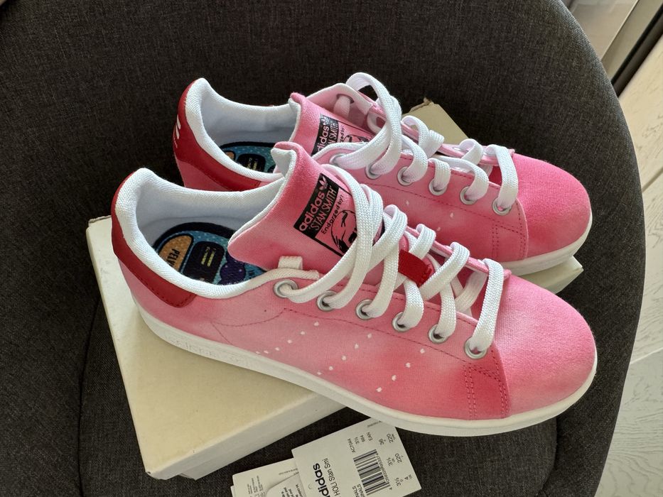 Оригинални кецове adidas Pharrell Williams, номер 36 2/3