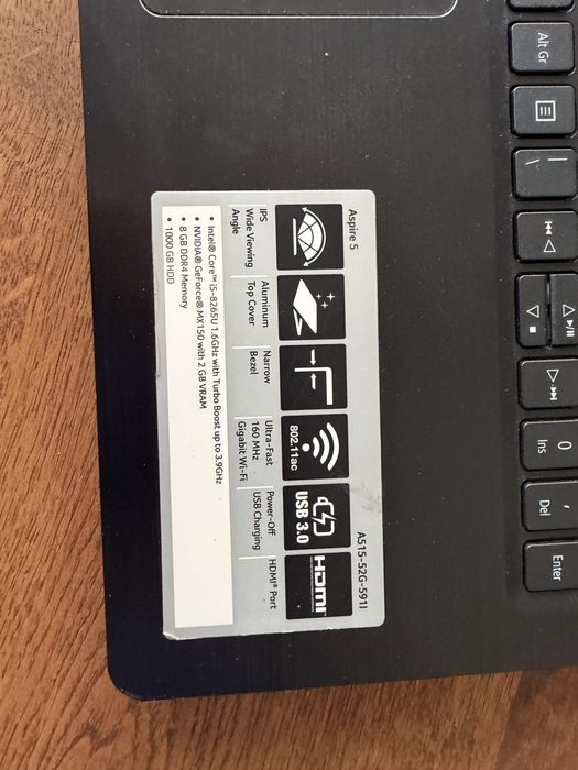 Продавам лаптоп Acer Aspire 5 A515-52G – i5, MX150, 8GB RAM, 1TB HDD