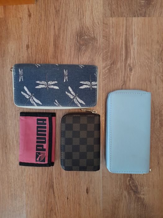 4 buc Portofel dama ,fete /portmoneu Puma,Louis Vuitton !