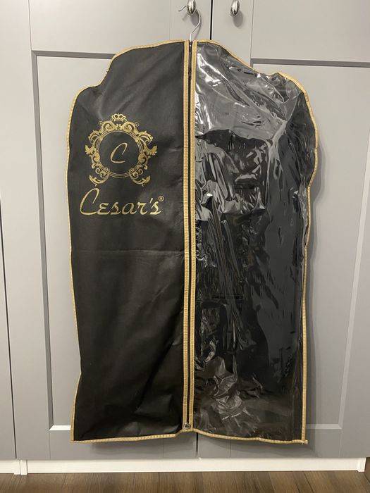 Costum ginere / nas Cesar’s marimea 54 stare excelenta