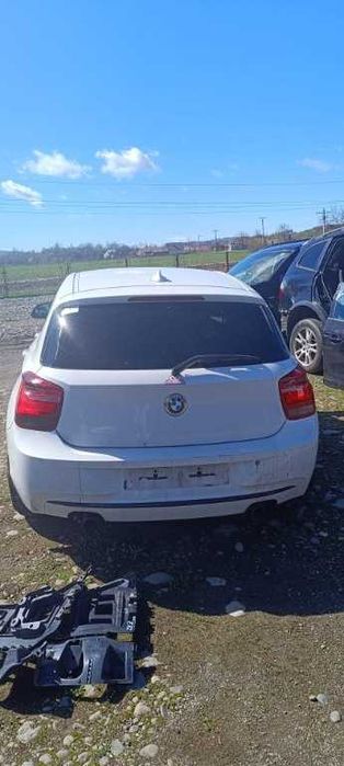 Dezmembrez BMW Seria 1 F20 1.6 I SE Turbo 2011
