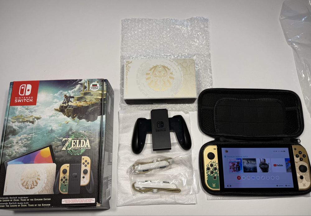 Nintendo Switch OLED Legends of Zelda Limited Edition