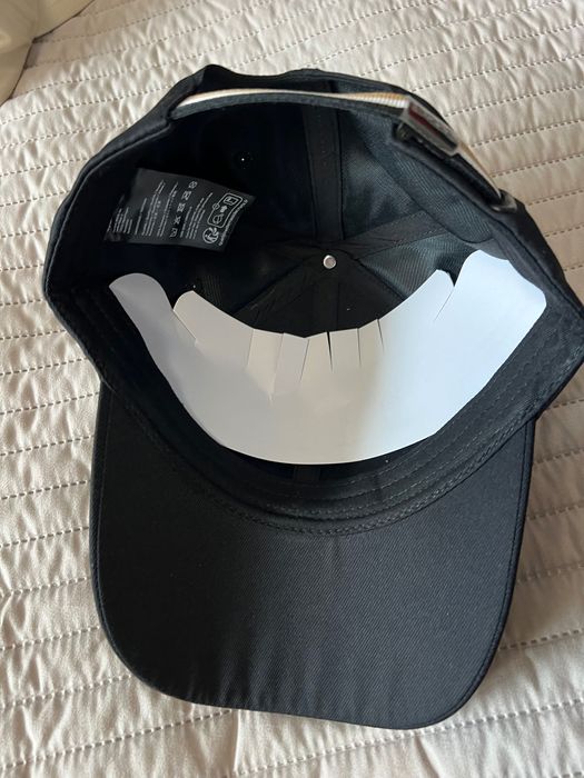 Boss оригинални шапки чисто нови