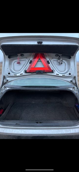 Продам машину ауди 100с4