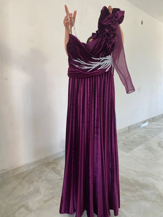 Rochie de ocazie catifea mov cu pietre