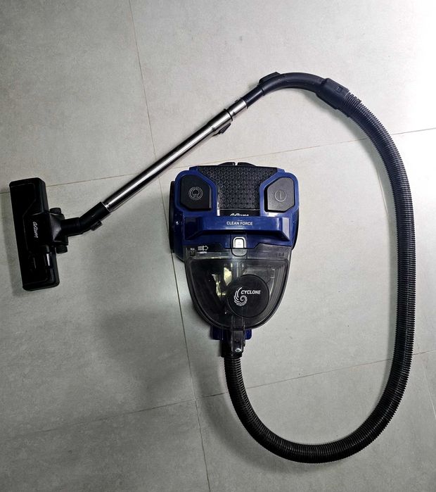 Пылесос. Пр-во Турция. В отл.сост.