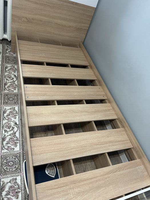 Продам подростковые кровати 2 шт