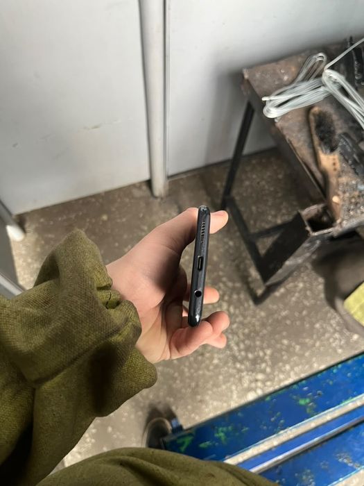 Обмен не айфон 11 или хр