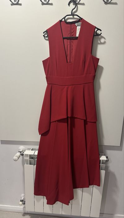 Дамска елегантна вечерна рокля на maxsport