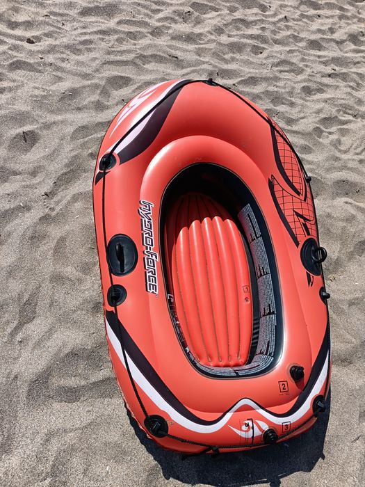 Детска надуваема лодка