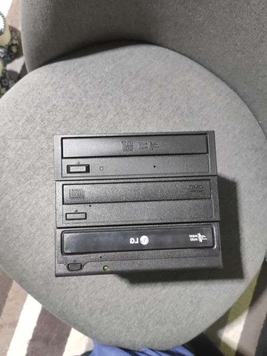 SATA и ATA  компютърни компоненти