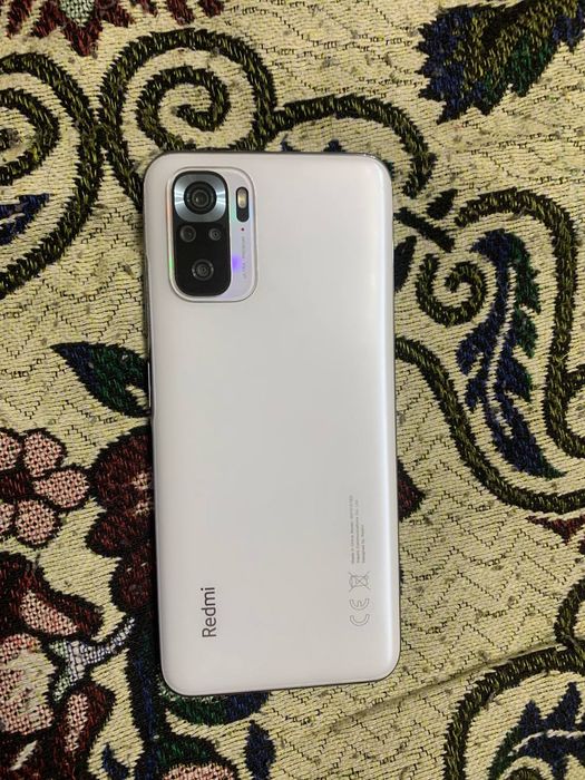 Redmi Note 10S 64GB идеальное